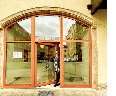 Pflegehilfe - neue Kontaktstelle am Buschbad in Meißen 2 2407 johanniter nachbarschaftshilfe 2